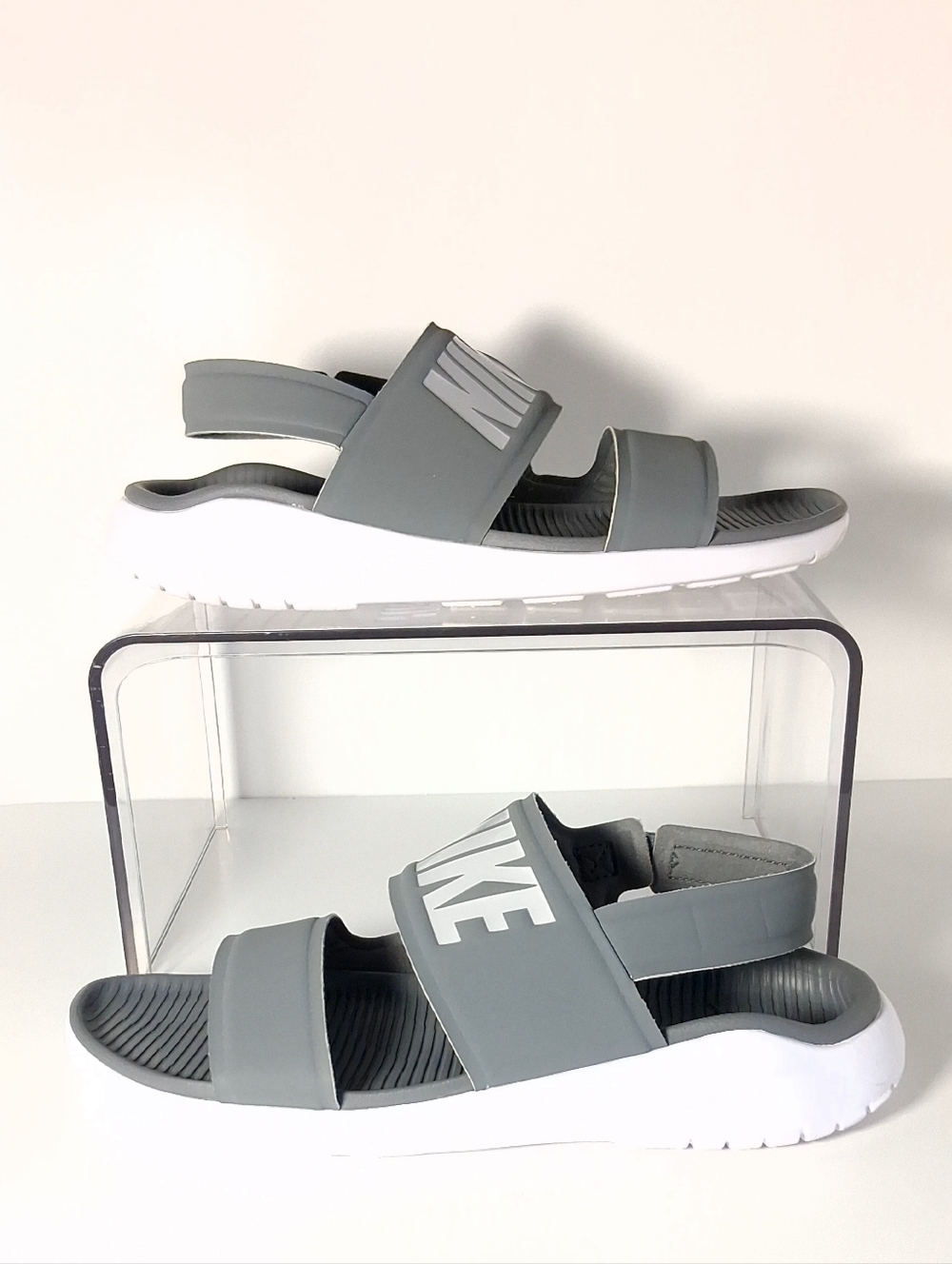 Nike Grey Logo Sport Women's Sandals Size 8 - Picture 3 of 16